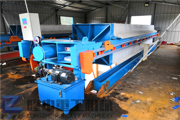  板框污泥壓濾機受洗砂生產歡迎，生產效果有何區別？